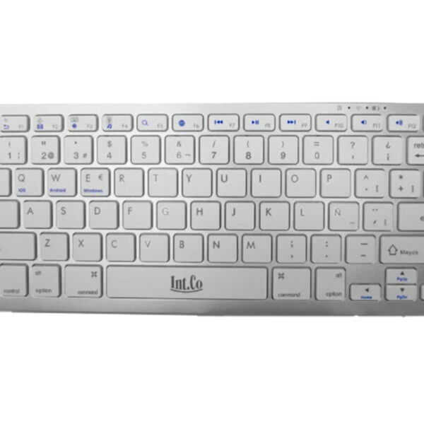 Teclado Intco Rdk-902 78 Teclas Tecla Command Para Apple Y Funciones Multimedia Bluetooth Dimensiones 285x121x14mm Inclye Cable De Carga Usb Tipo C Blanco Plata